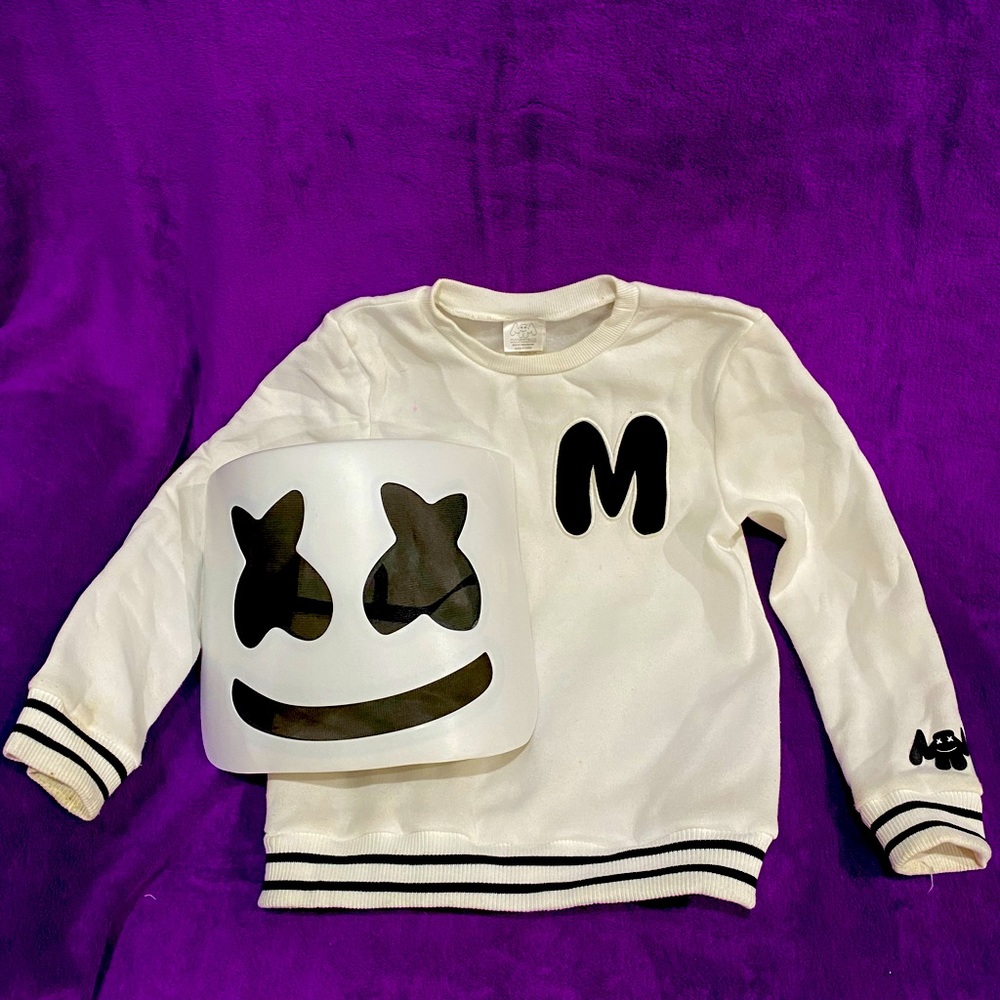 Marshmallow Halloween costume size medium (8-10)